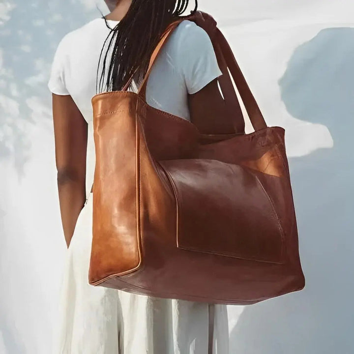 Elise’s Timeless Touch | Vintage Shoulder Bag