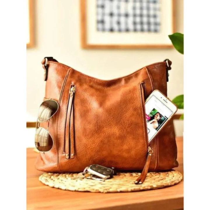 Aria’s Timeless Elegance | Vintage Shoulder Bag