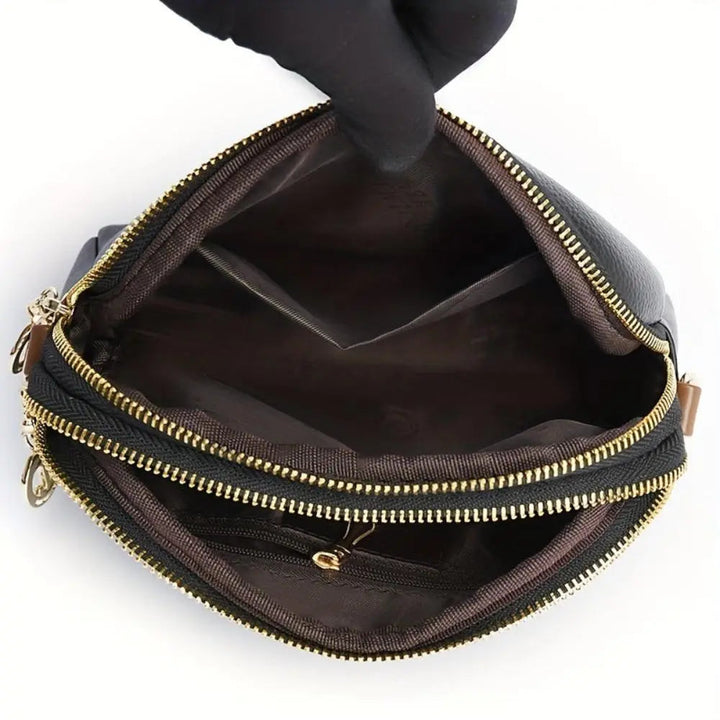 Clara’s Vintage | Charm Leather Bag