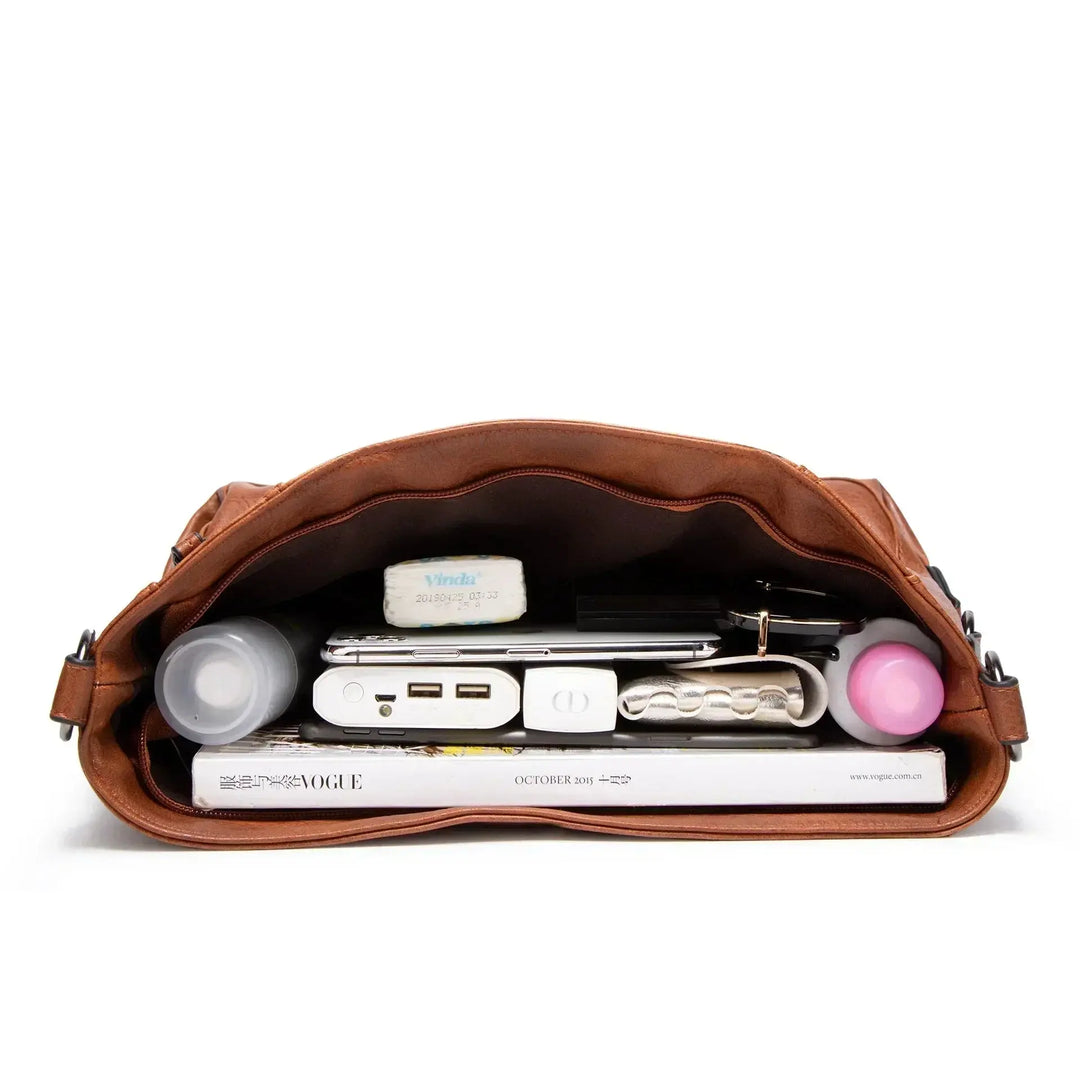 Isabelle’s Vintage | Charm Leather Bag