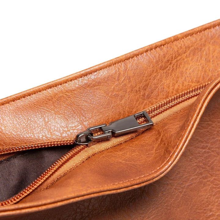 Isabelle’s Vintage | Charm Leather Bag