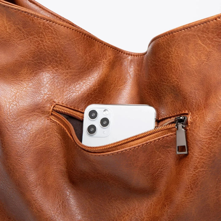 Isabelle’s Vintage | Charm Leather Bag