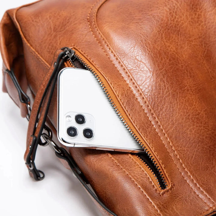 Isabelle’s Vintage | Charm Leather Bag