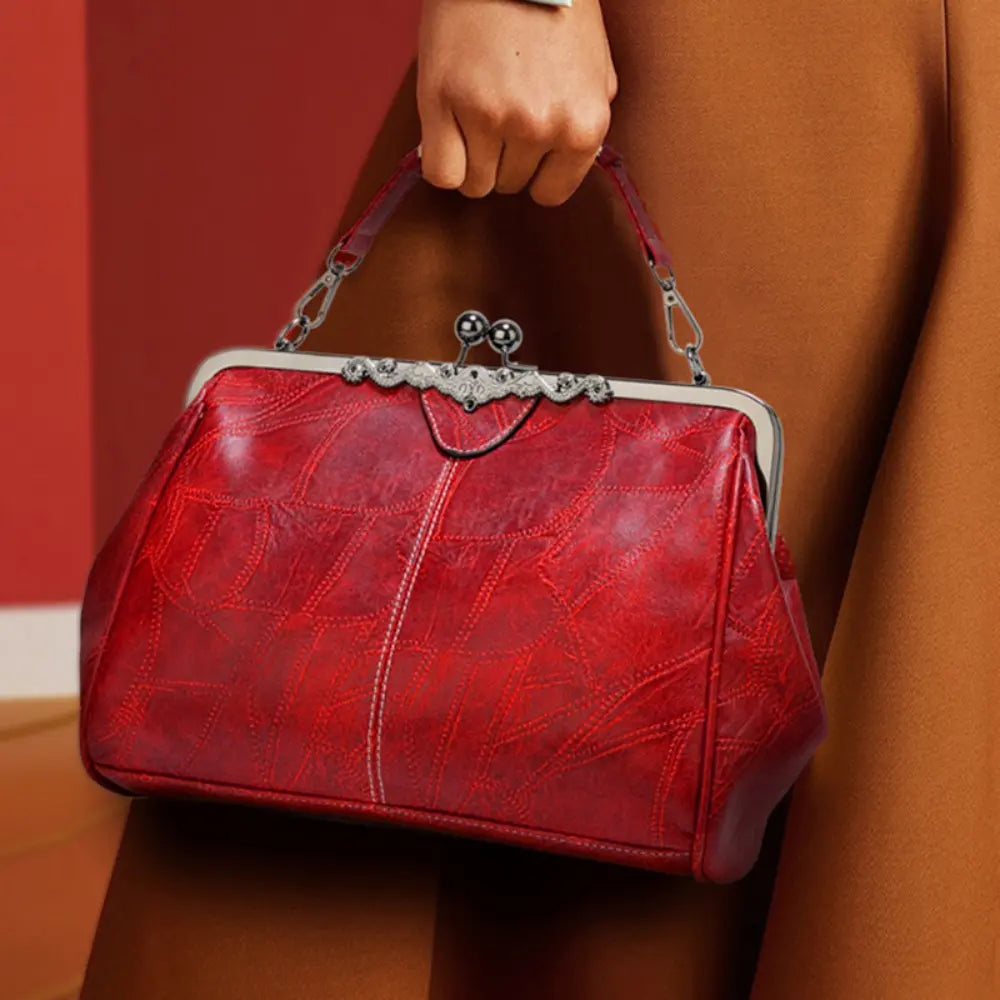 Eloise’s Kiss | Lock Handbag
